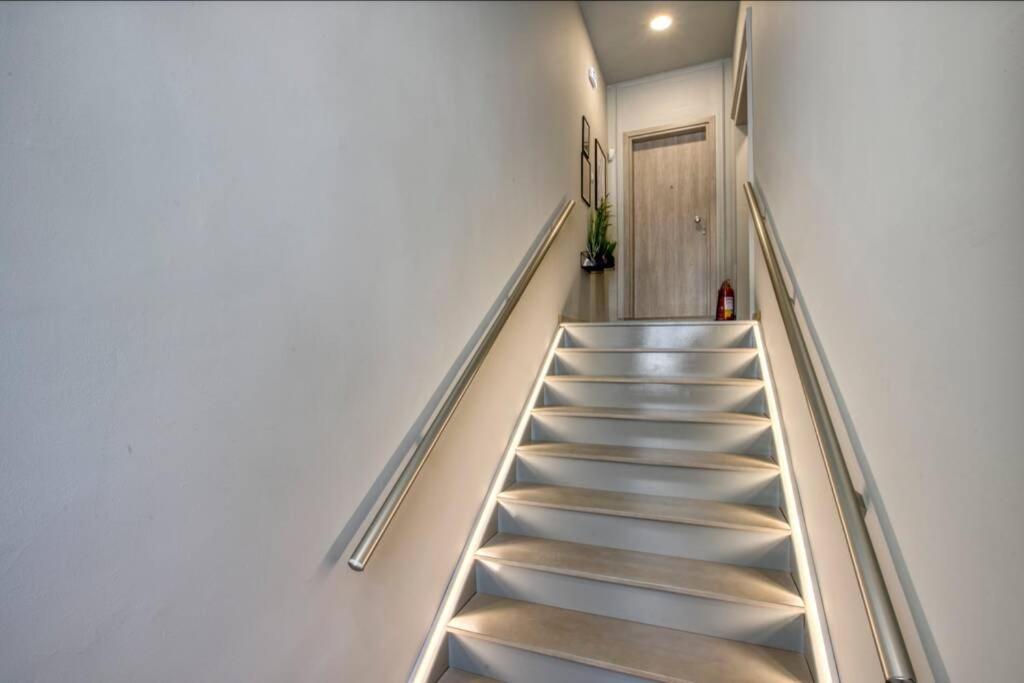 Plaka Filotheis House A Apartment Athens Ngoại thất bức ảnh